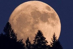 A Hold keringési ciklusai Artemisz Asztrológia Iskola Debrecen